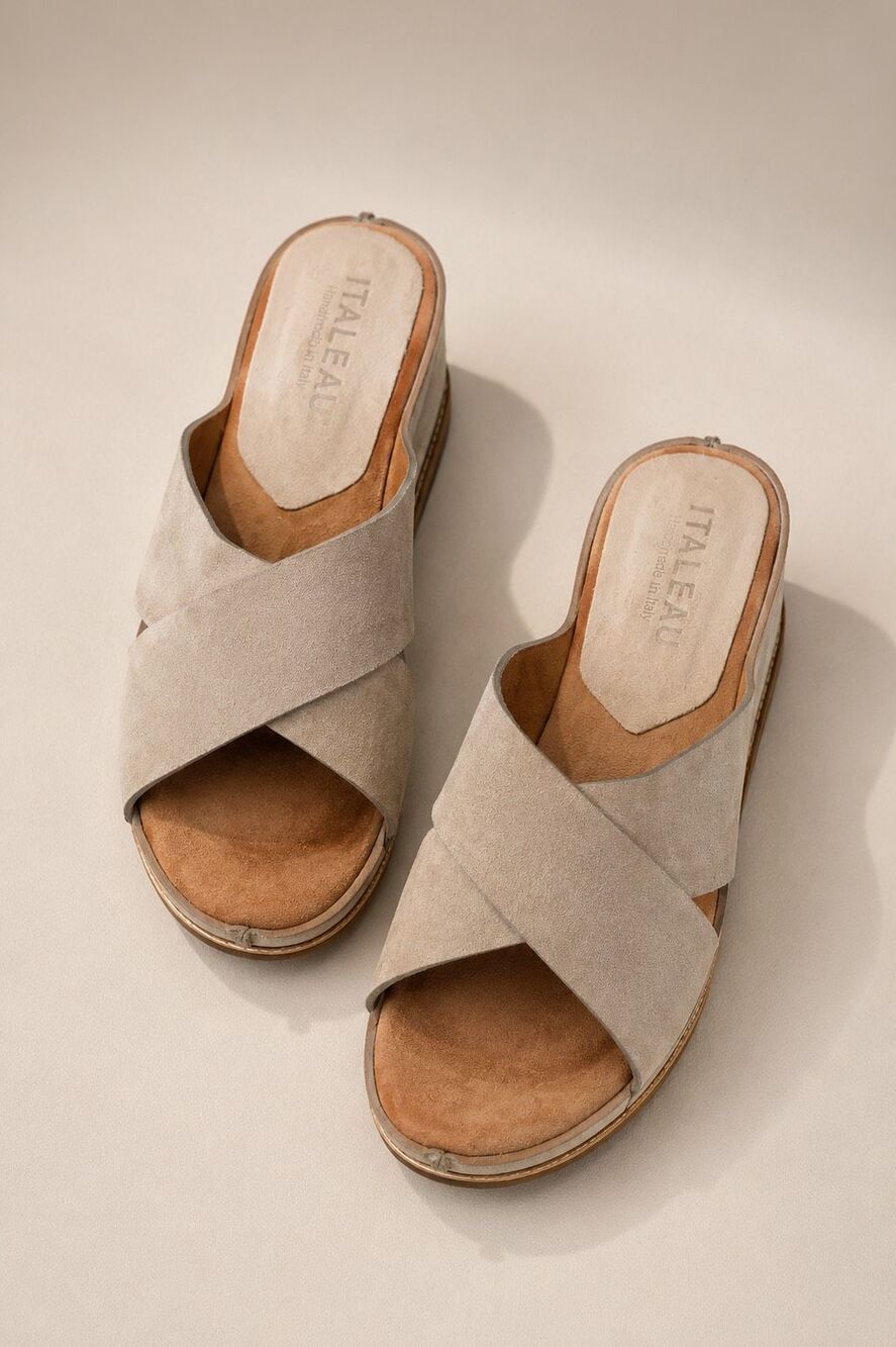 Italeau Handmade in Italy Suede Crisscross Platform Slide Sandals Taupe 39/8.5